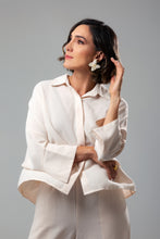 Cargar imagen en el visor de la galería, Blusa Cloud